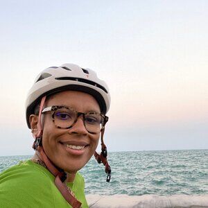 Meet your Posher, Nadiri